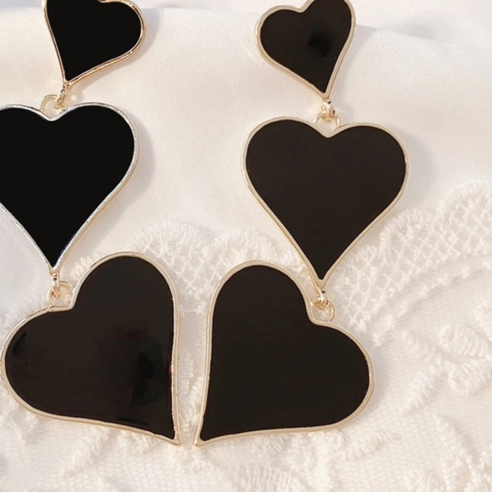 ❤️ Awesome Various Size Hearts Tassel Dangle Stud Earrings ❤️ - Picture 3 of 11